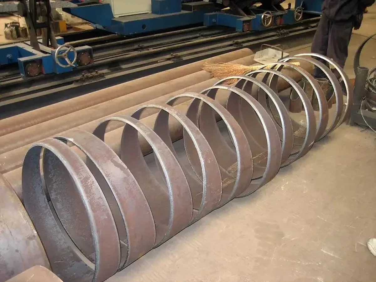 Anillos de tubería de gran diámetro cortados con una máquina de plasma CNC para tubería